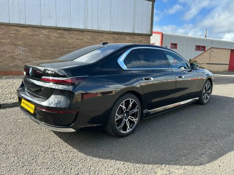 BMW 7 Series M760e Black #11
