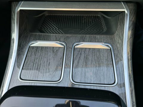 BMW 7 Series M760e Black #37