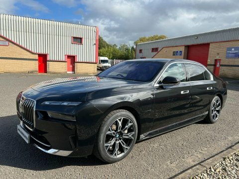 BMW 7 Series 3.0 750E 22.1Kwh Black #3