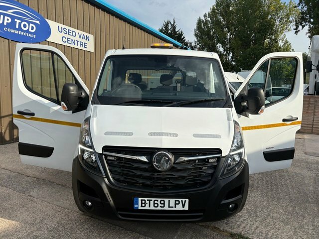 Vauxhall Movano Diesel White #3