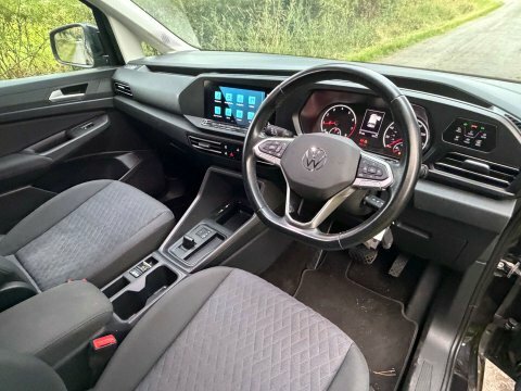 Volkswagen Caddy Life 1.5 Caddy C20 Black #2