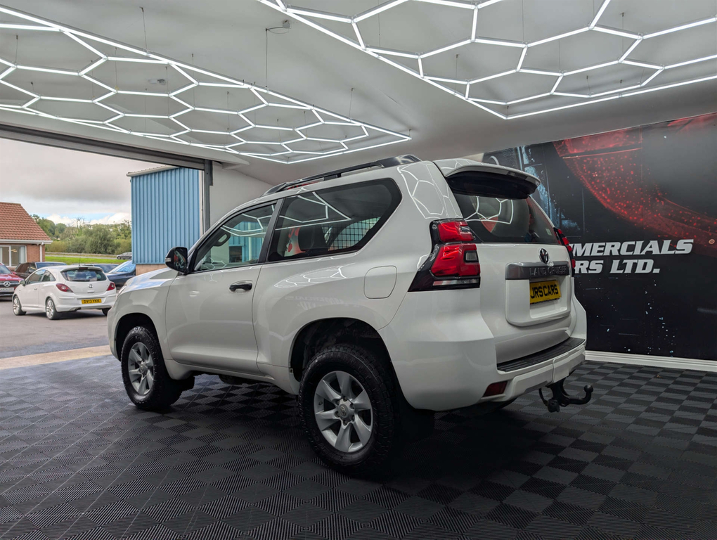 Toyota Land Cruiser Utility Commercial 4Wd #4