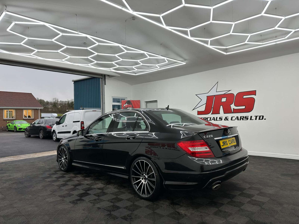 Mercedes-Benz C Class Amg Sport Cdi Blueefficiency  #4