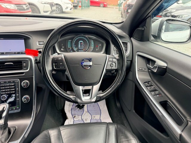 Volvo V60 B4 Plus Dark - Google Blind Spot Info Grey #24
