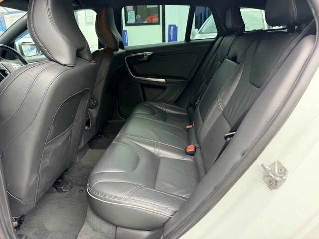 Volvo V60 B4 Plus Dark - Google Blind Spot Info Grey #20