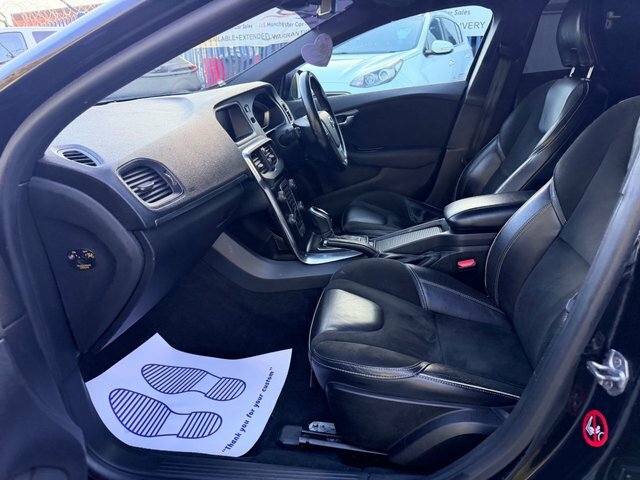 Volvo V40 2.0 D3 Momentum Nav Plus Euro 6 Ss  #29