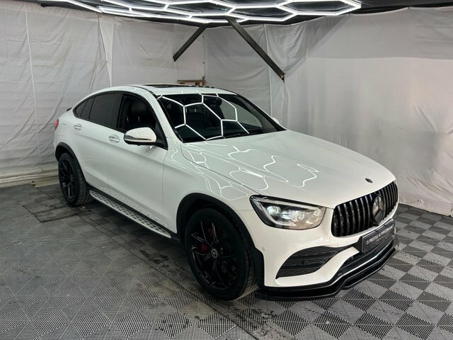 Mercedes-Benz GLC Class 2.0 Glc300d Amg Line Premium Plus Coupe G-tronic White