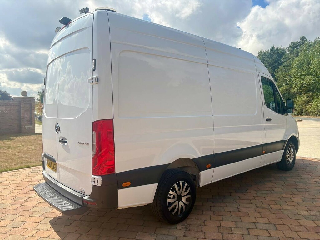 Mercedes-Benz Sprinter Diesel #5