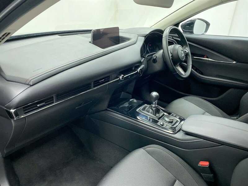 Mazda CX-30 2.5 E-skyactiv G Mhev 140 Homura Black #2