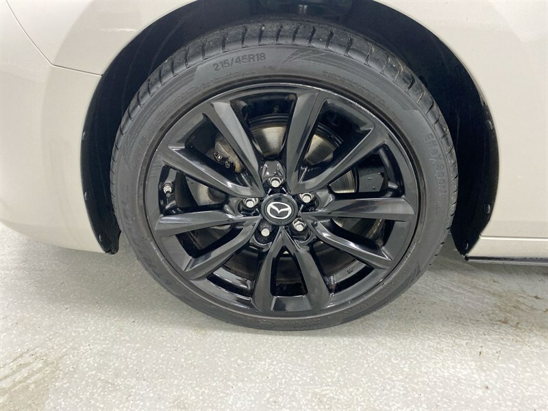 Mazda 3 140Ps Takumi #9