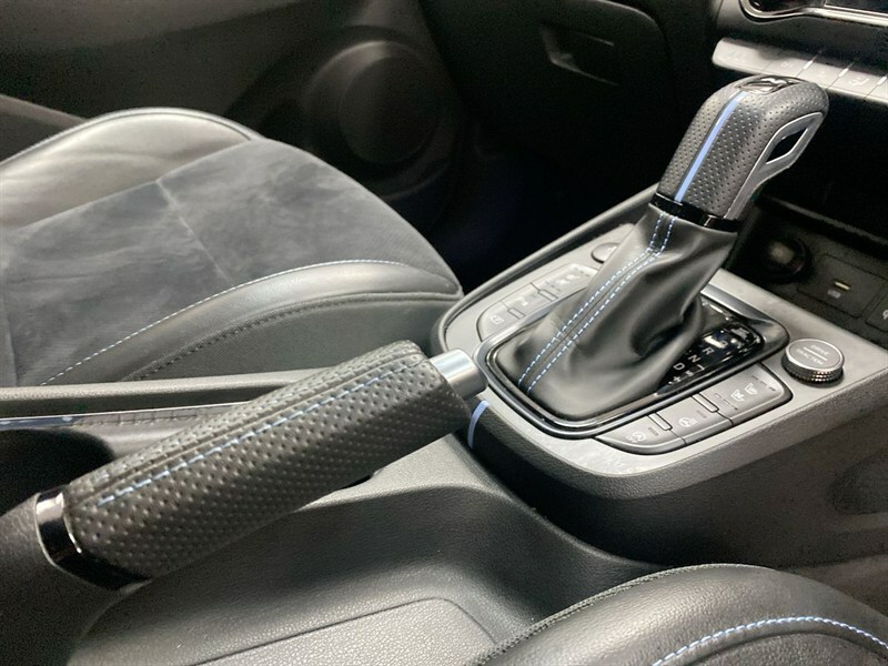 Hyundai Kona Premium White #50