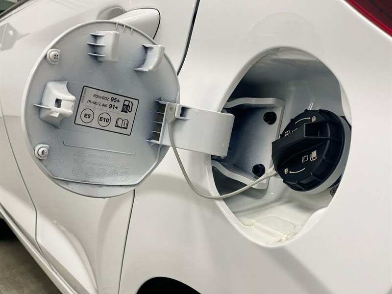 Hyundai I10 Hatchback Grey #28