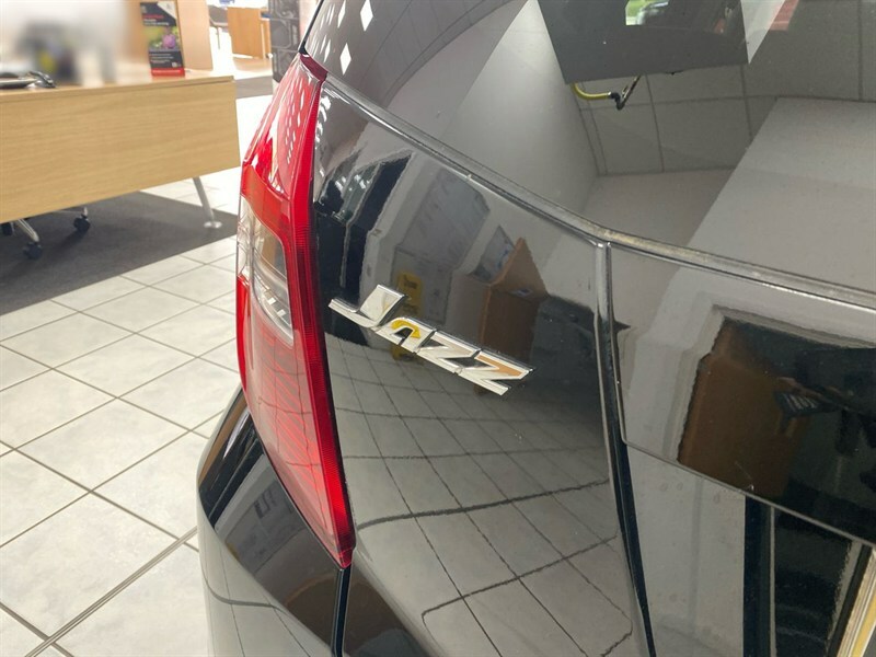 Honda Jazz 2015 65 1.3 Red #28