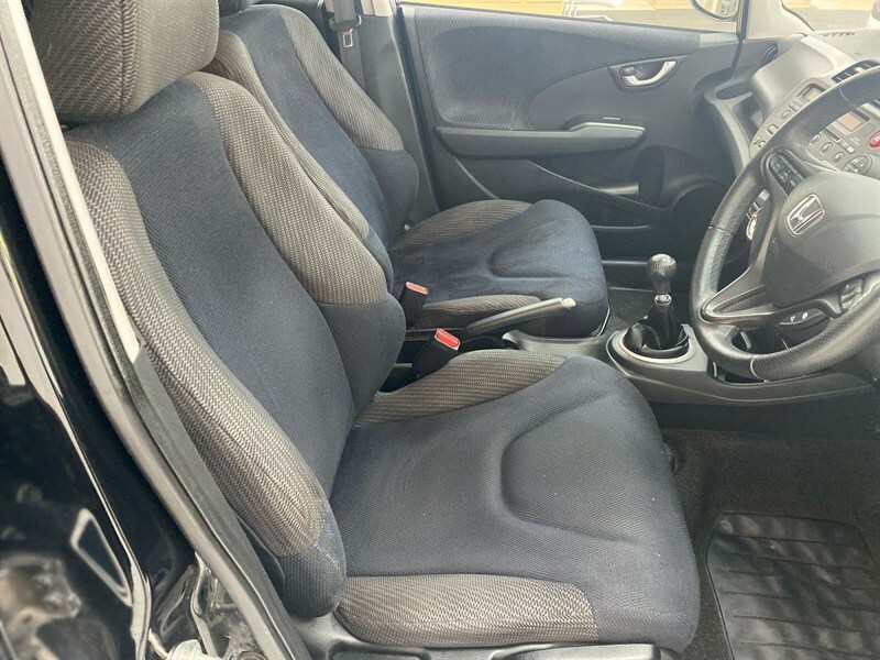 Honda Jazz 2015 65 1.3 Red #30