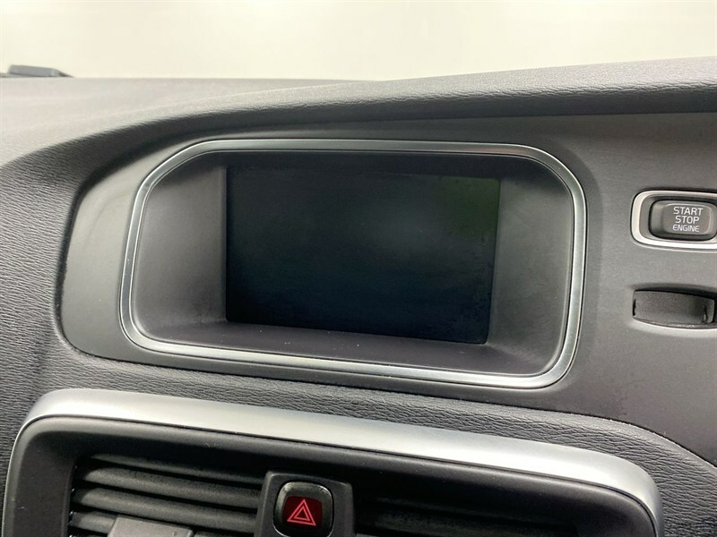 Volvo V40 T3 R-design Edition Silver #45