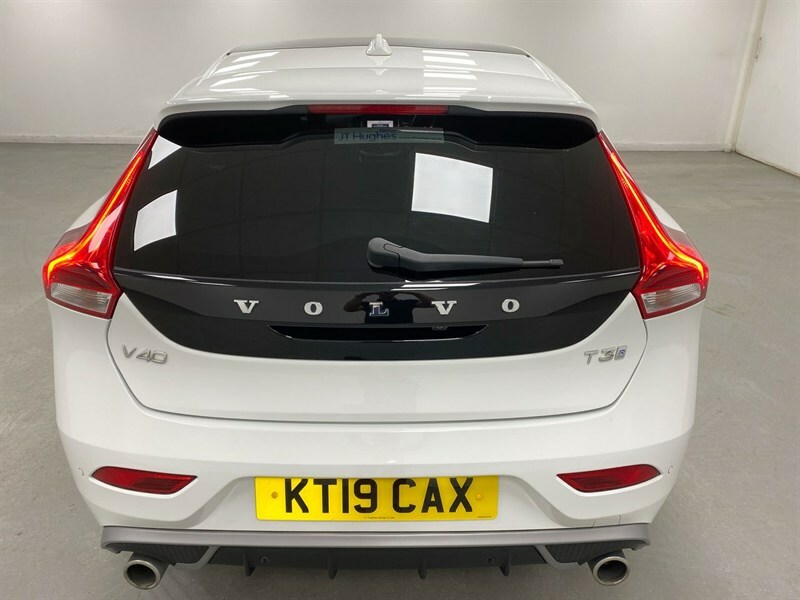 Volvo V40 T3 R-design Edition Silver #23