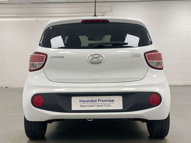 Hyundai I10 Go Se White #7