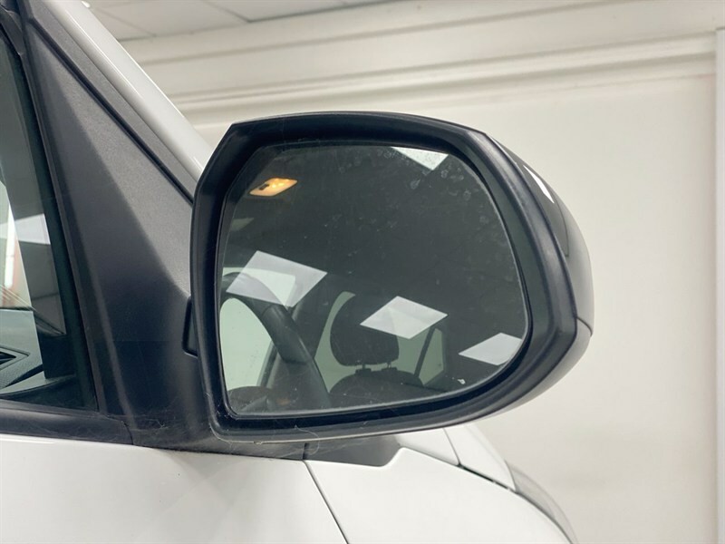 Hyundai I10 Go Se White #26