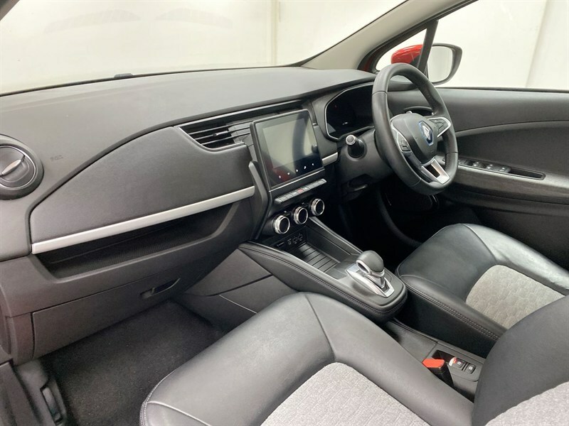 Renault Zoe 80Kw I Iconic R110 50Kwh Rapid Charge Red #2