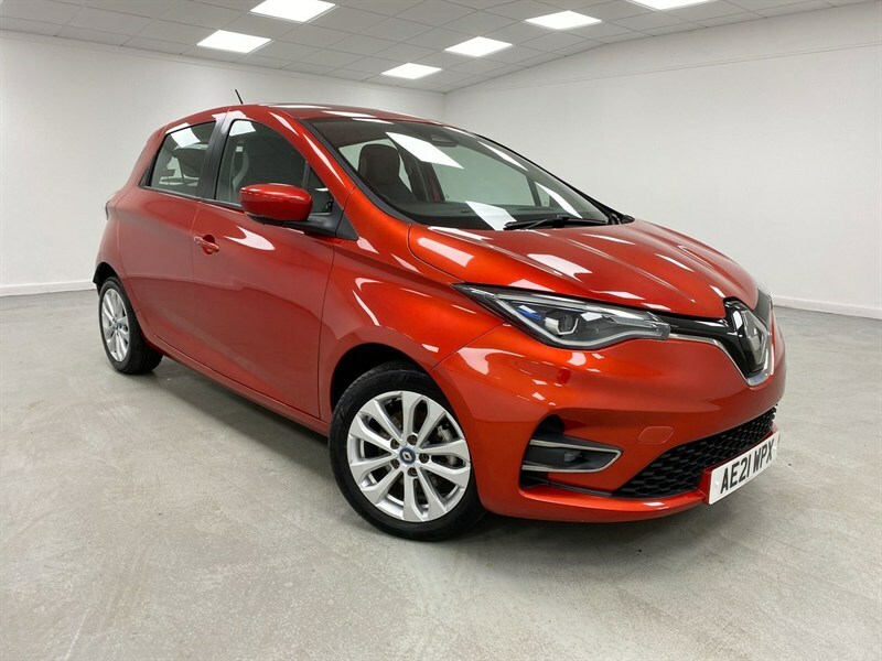 Renault Zoe 80Kw I Iconic R110 50Kwh Rapid Charge Red