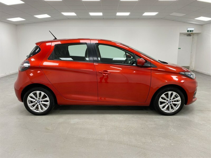 Renault Zoe 80Kw I Iconic R110 50Kwh Rapid Charge Red #5