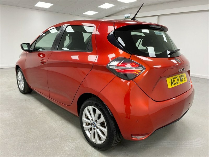 Renault Zoe 80Kw I Iconic R110 50Kwh Rapid Charge Red #3