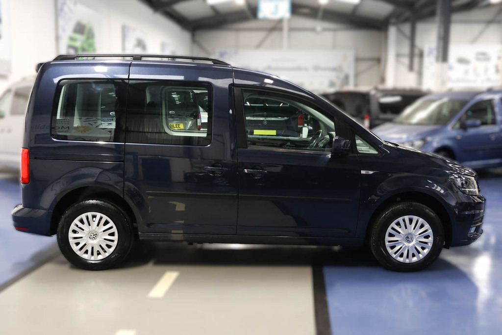 Volkswagen Caddy Life 2.0 Tdi Life Brotherwood Dsg Blue #5