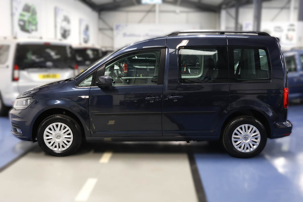Volkswagen Caddy Life 2.0 Tdi Life Brotherwood Dsg Blue #6