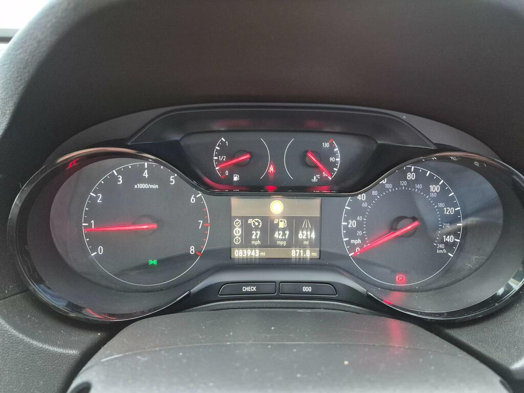Vauxhall Grandland X Tech Line Nav White #16