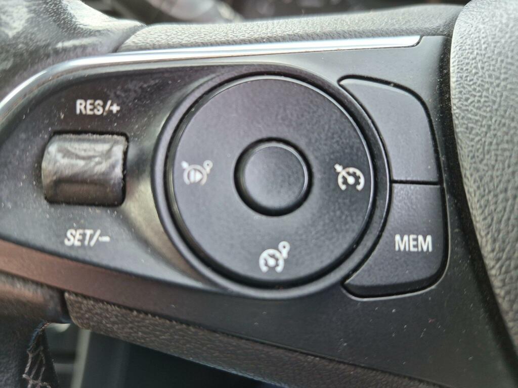 Vauxhall Grandland X Tech Line Nav White #14
