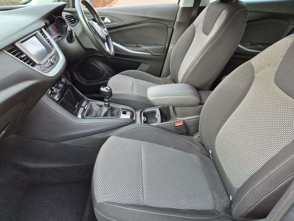 Vauxhall Grandland X Tech Line Nav White #11