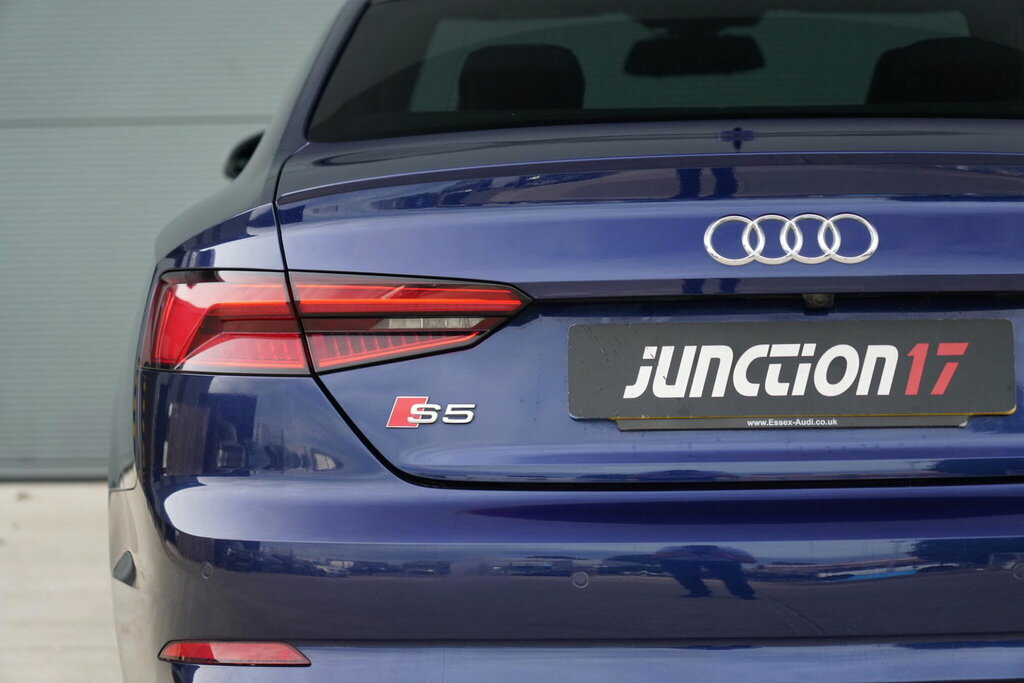 Audi S5 Tfsi V6 Black Edition Black #20