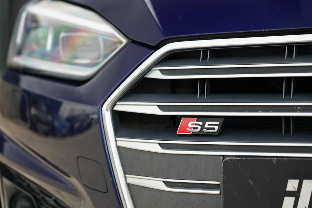 Audi S5 Tfsi V6 Black Edition Black #30
