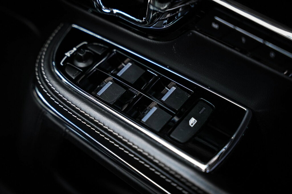 Jaguar XJ Xj Portfolio V6 D Silver #47