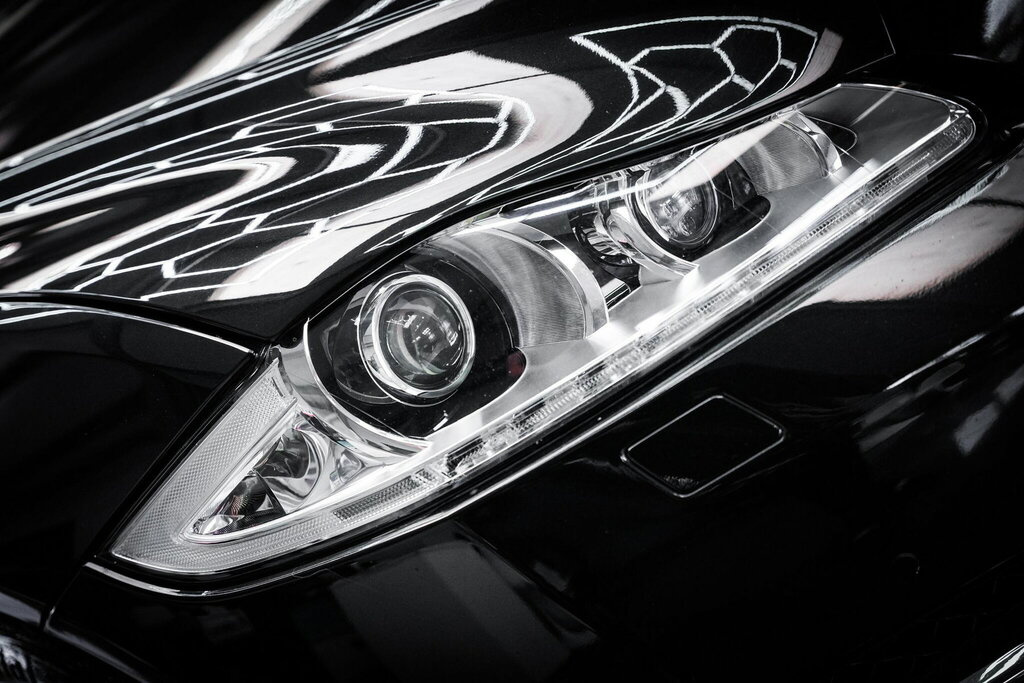 Jaguar XJ Xj Portfolio V6 D Silver #28