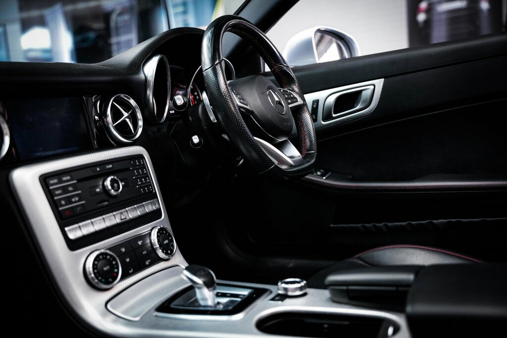 Mercedes-Benz SLC 2.1 Slc250d Amg Line G-tronic Euro 6 Ss Silver #2