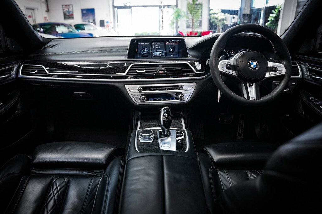 BMW 7 Series 730Ld M Sport #19