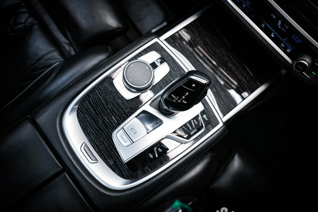 BMW 7 Series 3.0 730Ld M Sport Euro 6 Ss  #2