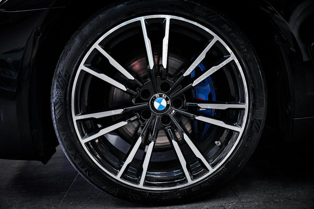 BMW 7 Series 730Ld M Sport #26