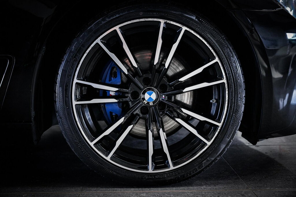 BMW 7 Series 730Ld M Sport #23
