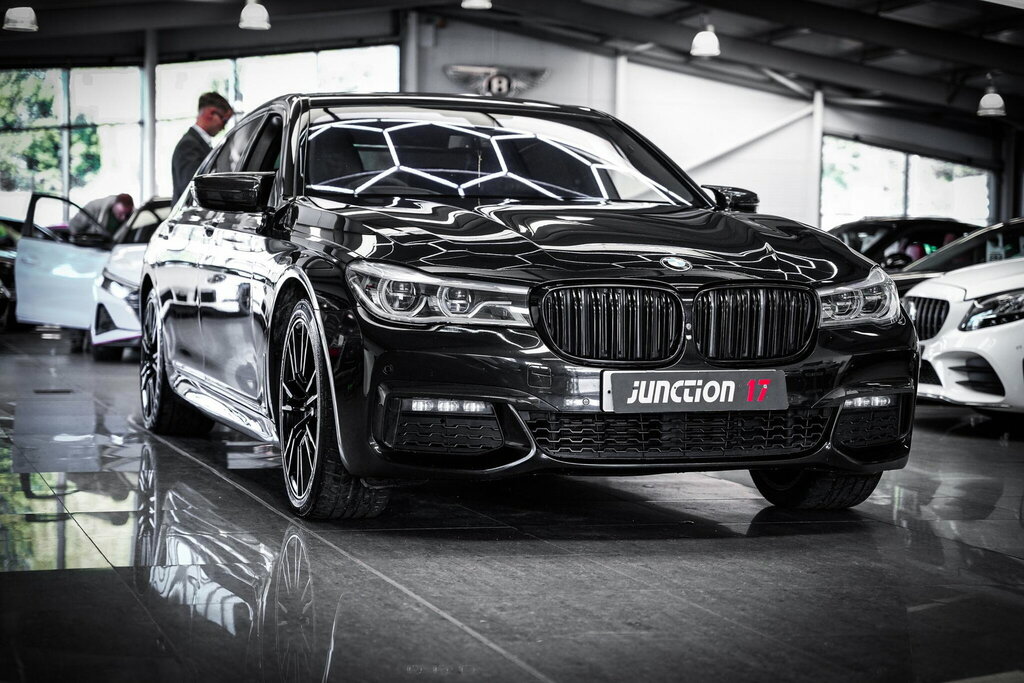 BMW 7 Series 730Ld M Sport #9