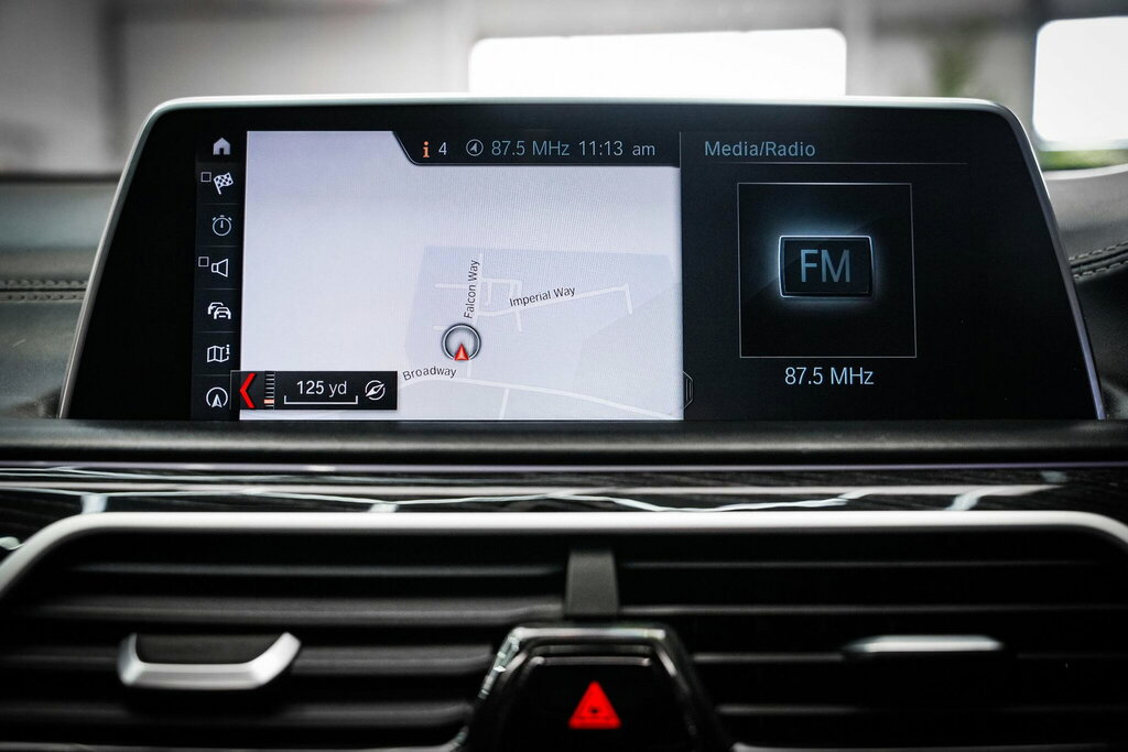 BMW 7 Series 730Ld M Sport #40