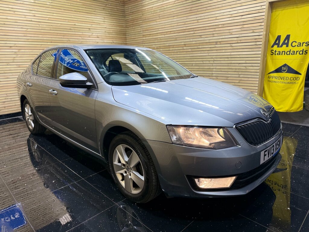 Skoda Octavia S White #16