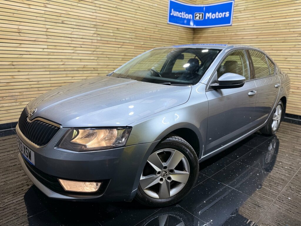 Skoda Octavia S White #1