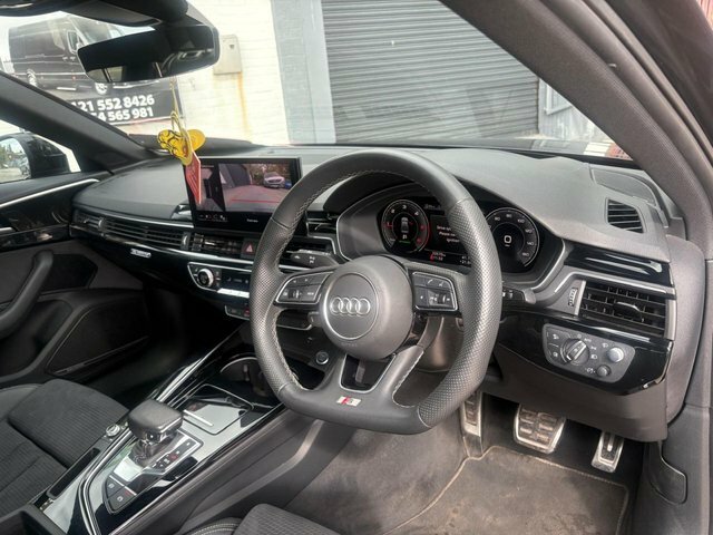 Audi A4 2.0 Tdi 40 Black Edition Saloon S Troni Black #4