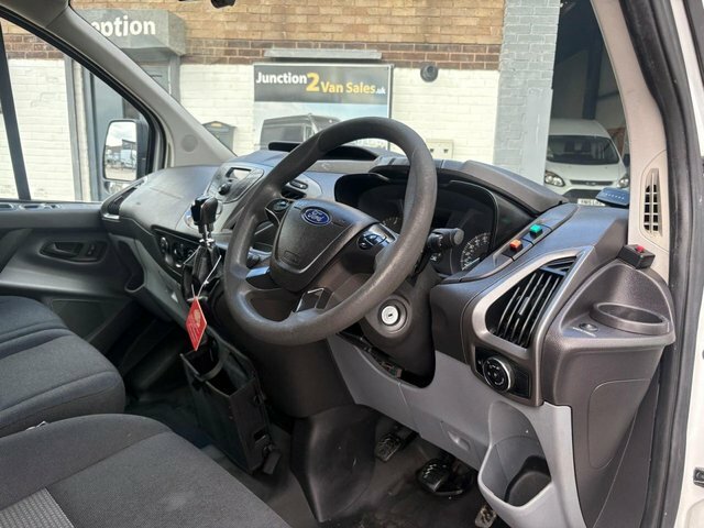 Ford Transit Custom 2.0 Tdci 270 Limited Panel Van L White #24