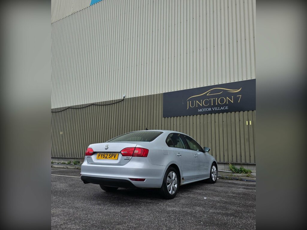 Volkswagen Jetta S Silver #8
