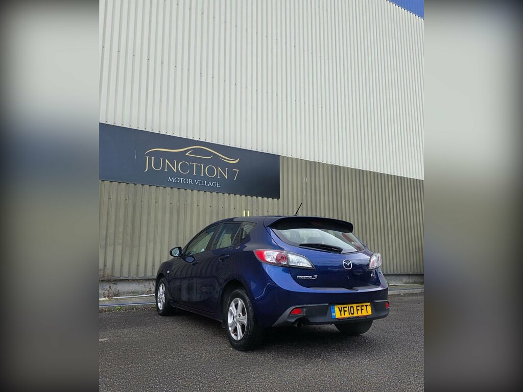 Mazda 3 Tamura Red #8