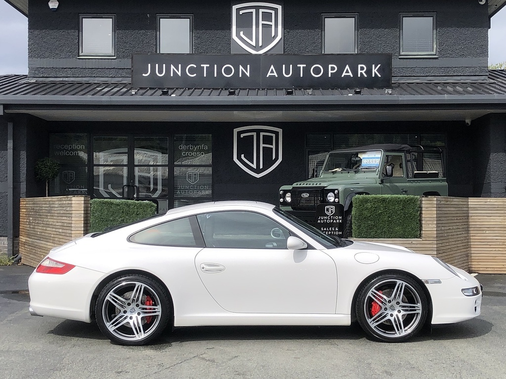 Porsche 911 Carrera S White #5