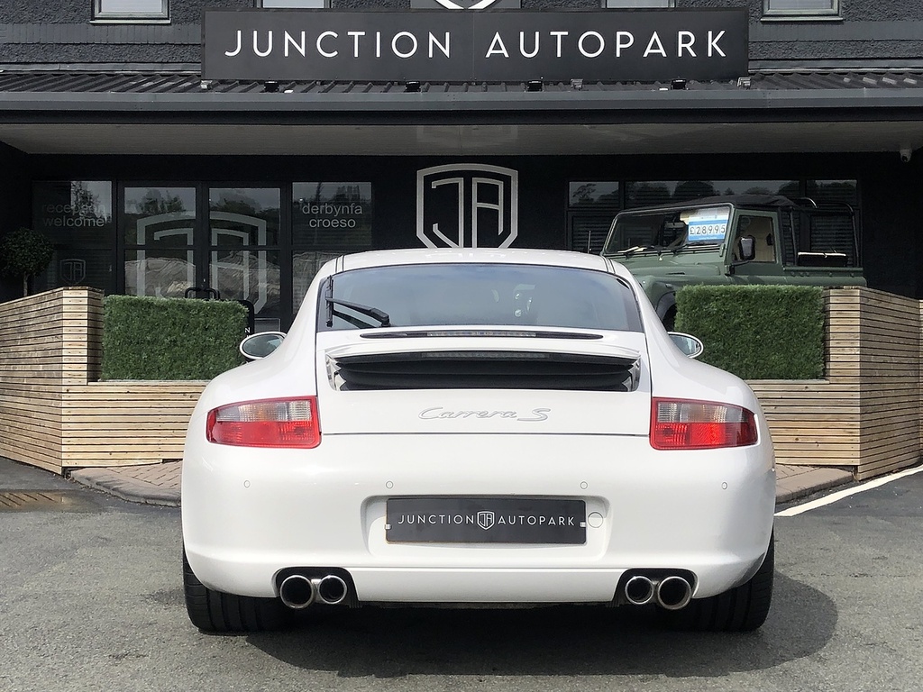 Porsche 911 Red #10